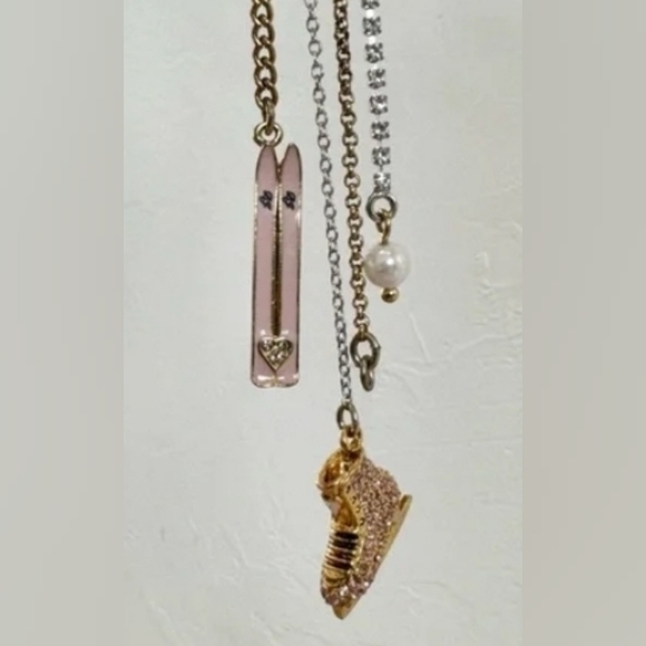 Vintage BETSY JOHNSON Snow Bunny Charm Necklace - Picture 3 of 3